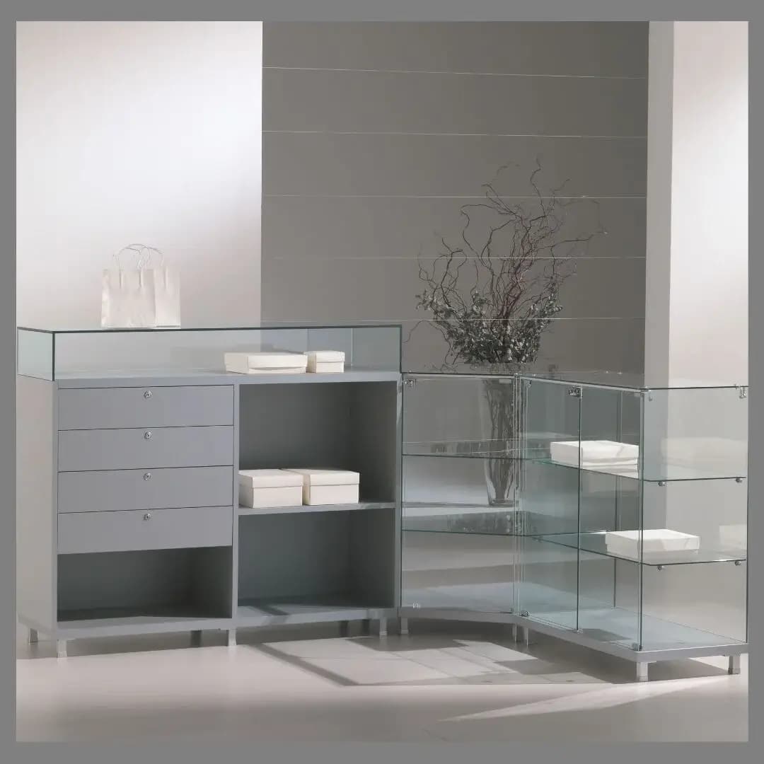 Frameless Showcases