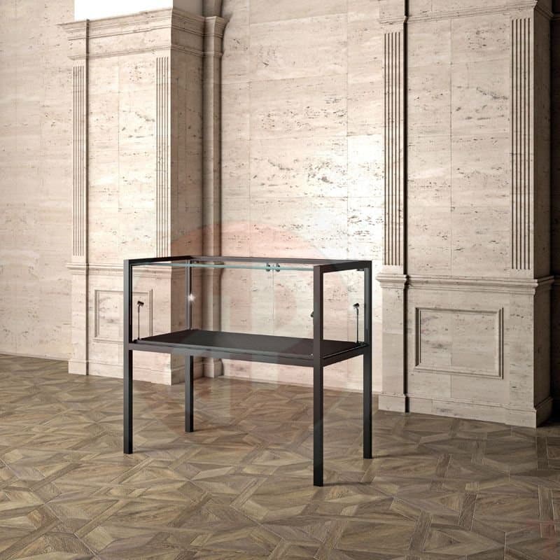 Focus display counter with legs 120cm wide